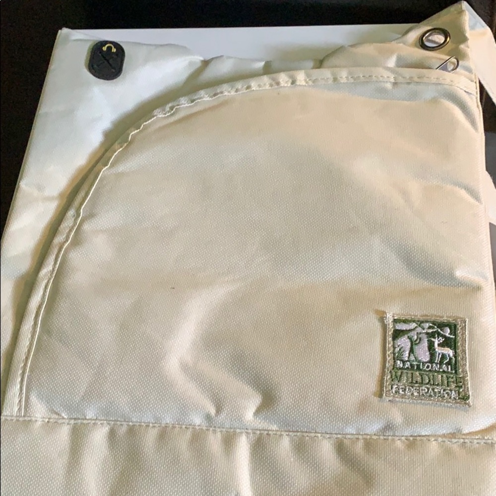 National wildlife federation cross body hiking bag